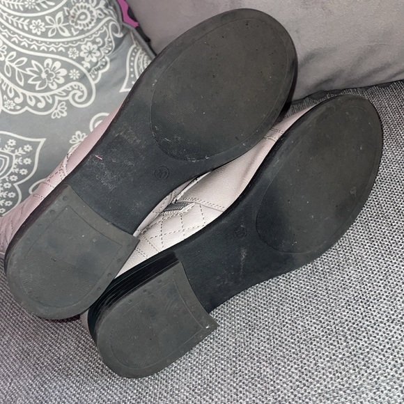 Charlotte Russe Light Gray Combat Boots 🩶 - Picture 7 of 9